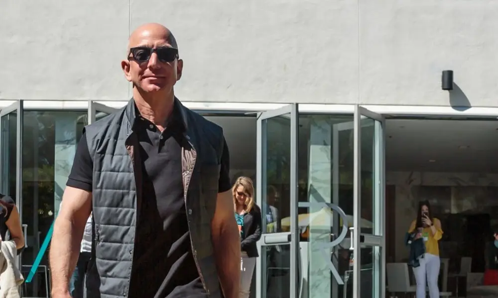 Jeff Bezos Returns to Tech Leadership as Co-CEO of Project Prometheus, the AI Startup That Has Raised $6.2 Billion